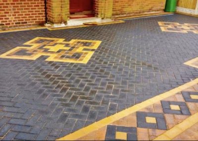 Block paving driveway with patterns