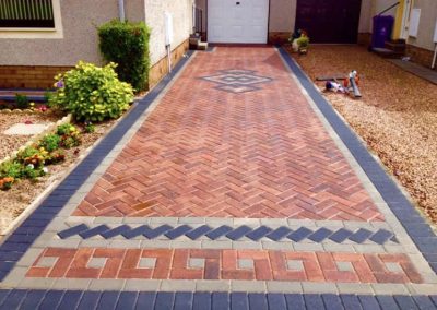 Block paving hard wearing driveway