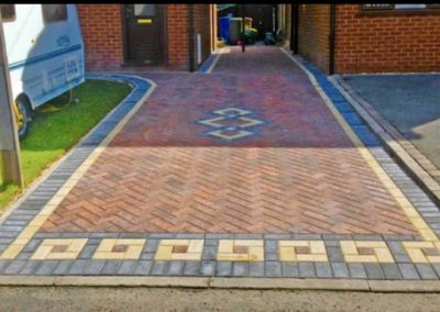 Block paving with square borders